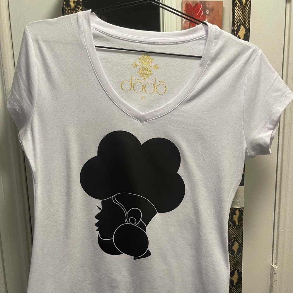 Handmade tee.Afro centric.New.Polycotton semi stretch.  V neck. Semi fitted.